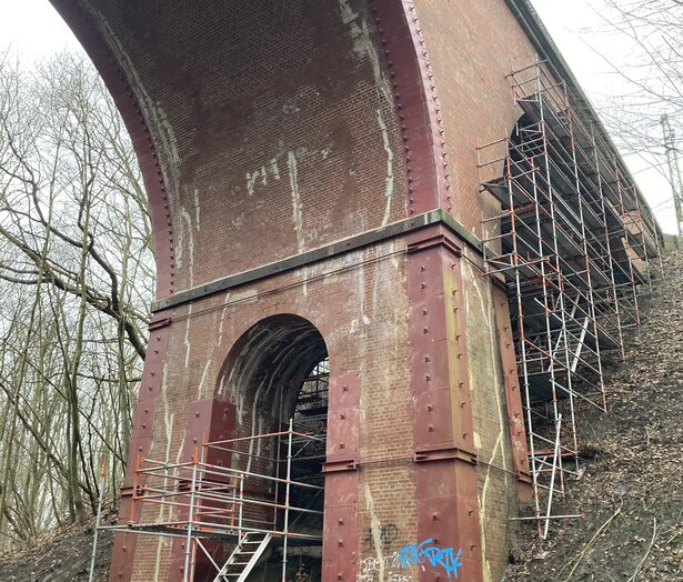 Sanierung im Winter, Ziegelstein-Viadukt Sanierung im Winter, Ziegelstein-Viadukt
