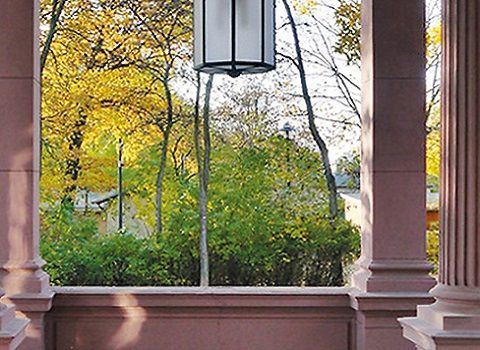 Schloss Biesdorf - Abdichtung unter historischem Balkonbelag und unter Fassadenanstrich